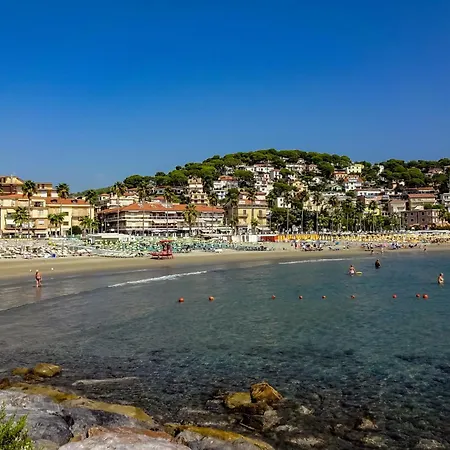 Il Faro Sul Mare - Total Sea View - Happy Marina dʼAndora