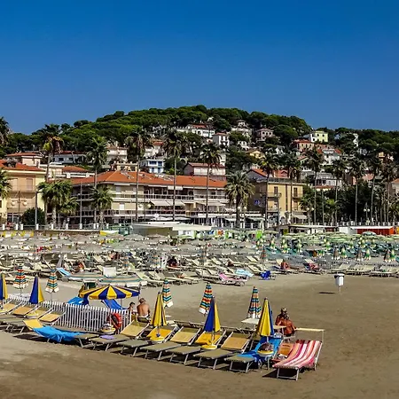 Apartament Il Faro Sul Mare - Total Sea View - Happy