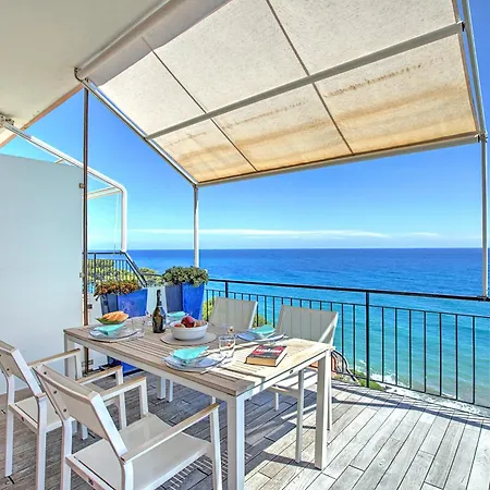 Appartement Il Faro Sul Mare - Total Sea View - Happy